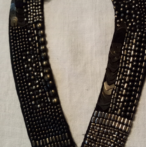 Beaded Collar - Picture 8 of 8